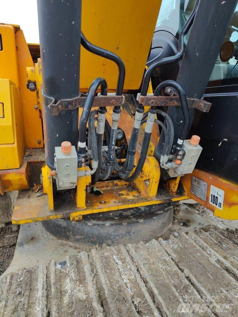 JCB JS 160 LC Telakaivukoneet