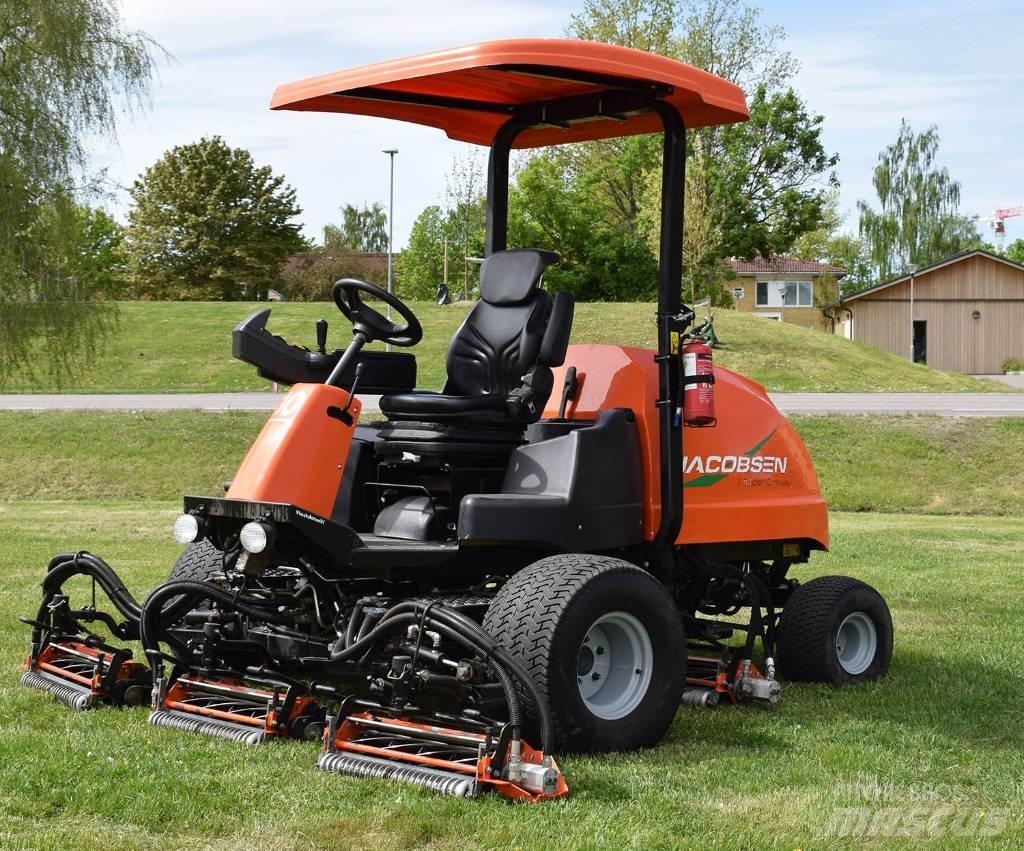 Jacobsen LF550 Väyläleikkuri