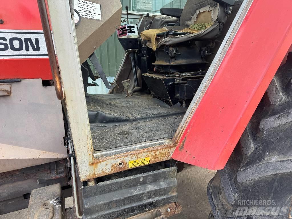 Massey Ferguson 2720 Traktorit