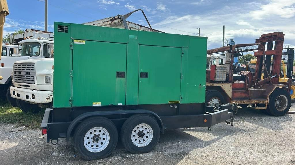 MultiQuip DCA 125 Dieselgeneraattorit