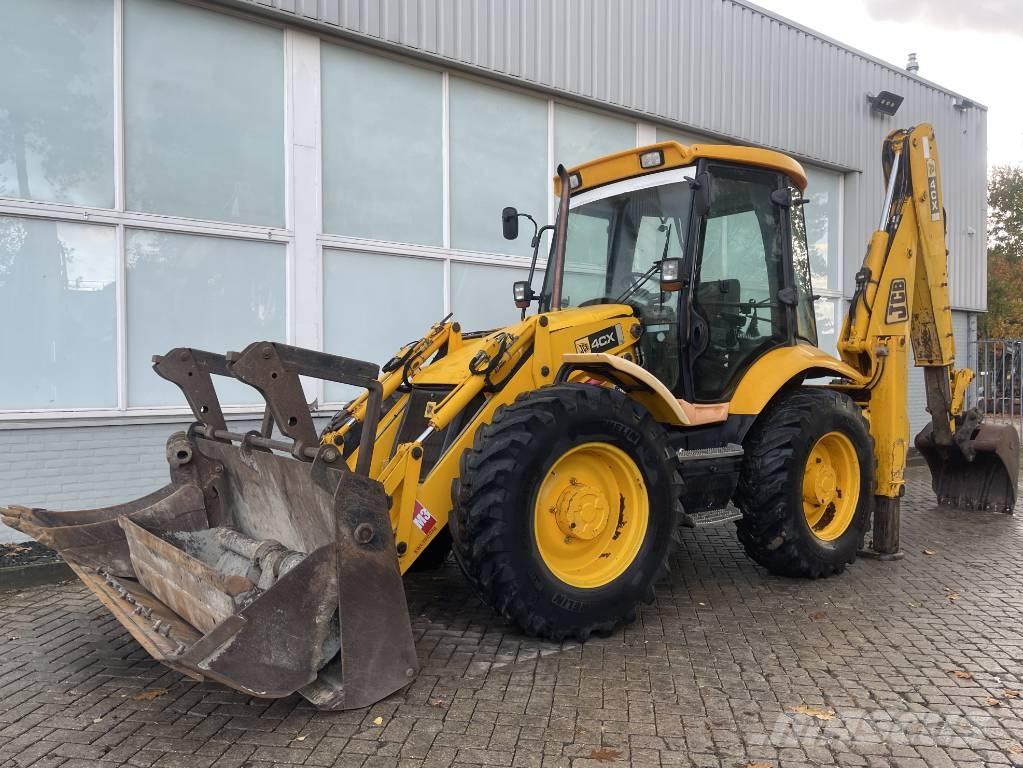JCB 4 CX    2005 Kaivurikuormaajat