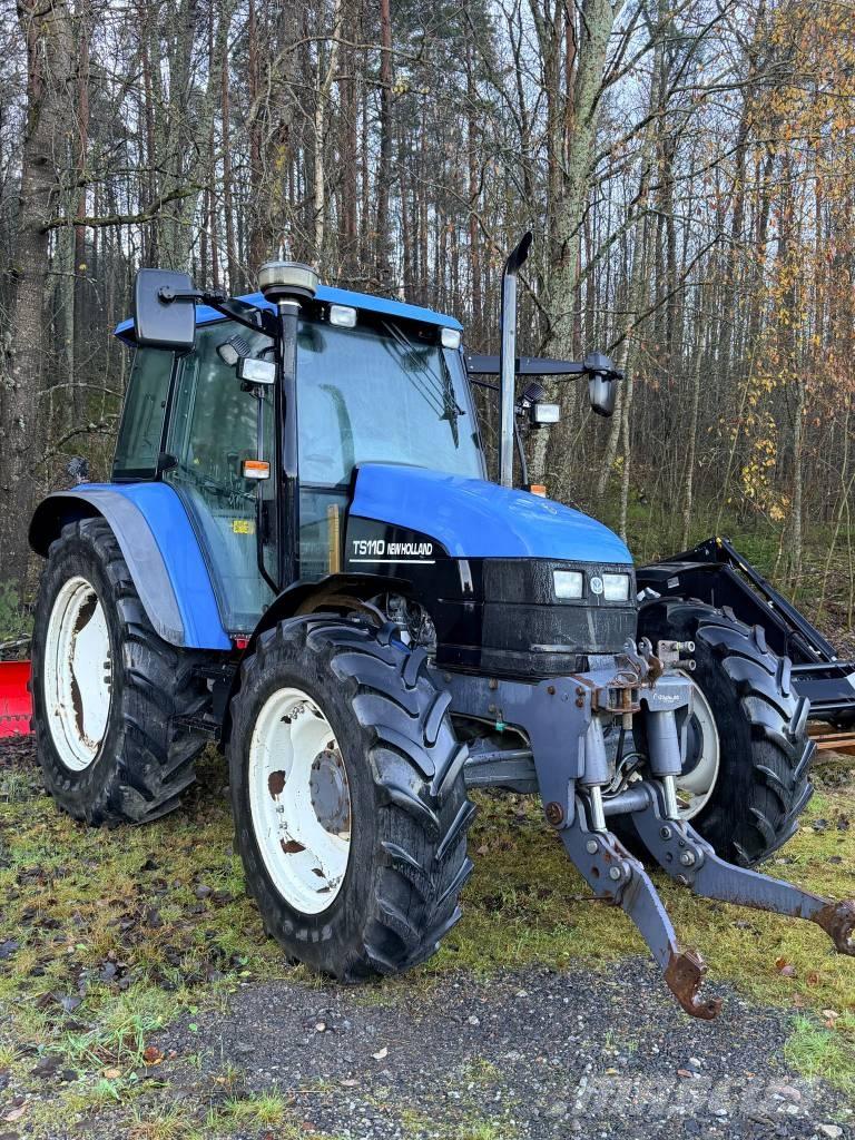 New Holland TS 110 Traktorit