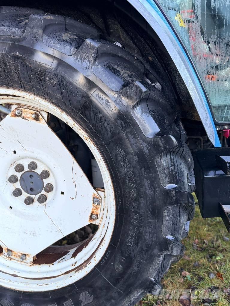 New Holland TS 110 Traktorit