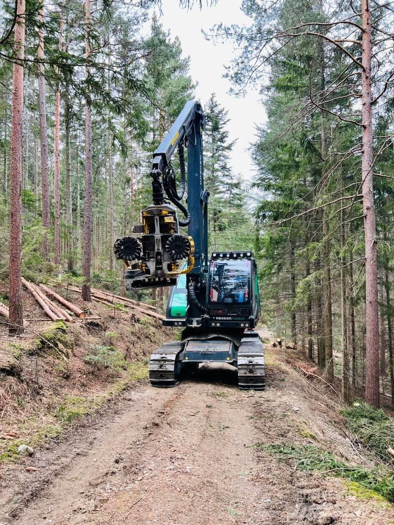 Neuson Forest 204HVT Harvesterit