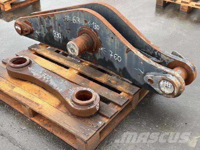 CNH BUCKET LINK Kauhat