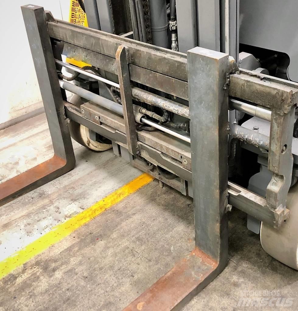 Combilift CB2500 Kylkitrukit
