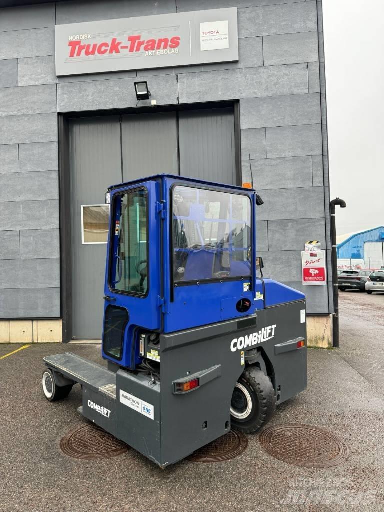 Combilift C4500ET Nelitietrukit
