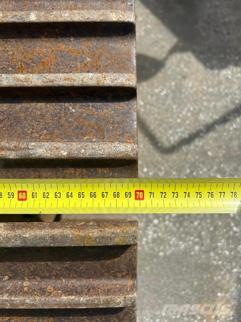 Takeuchi TB 2150 R Telakaivukoneet