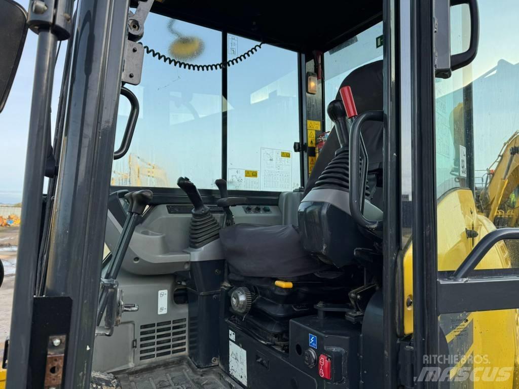 Komatsu PC80MR-5 Minikaivukoneet < 7t