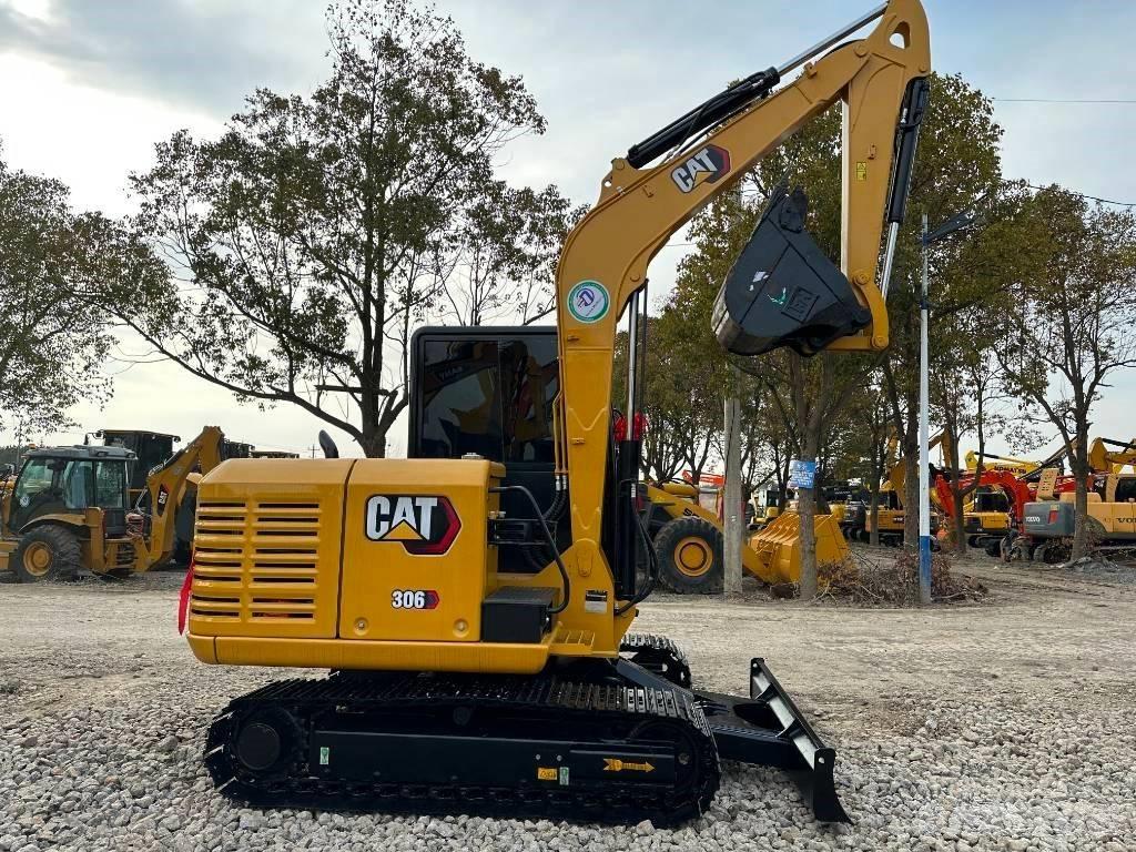 CAT 306E Minikaivukoneet < 7t