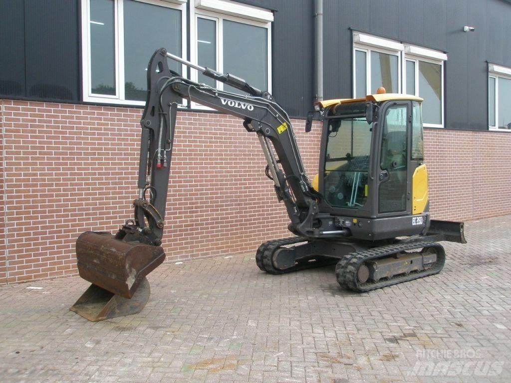 Volvo EC35D Minikaivukoneet < 7t