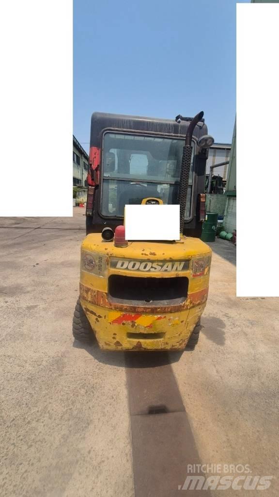 Hyundai D30 Muut haarukkatrukit