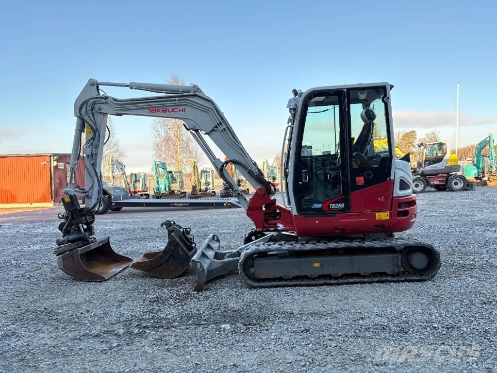 Takeuchi TB260 Minikaivukoneet < 7t