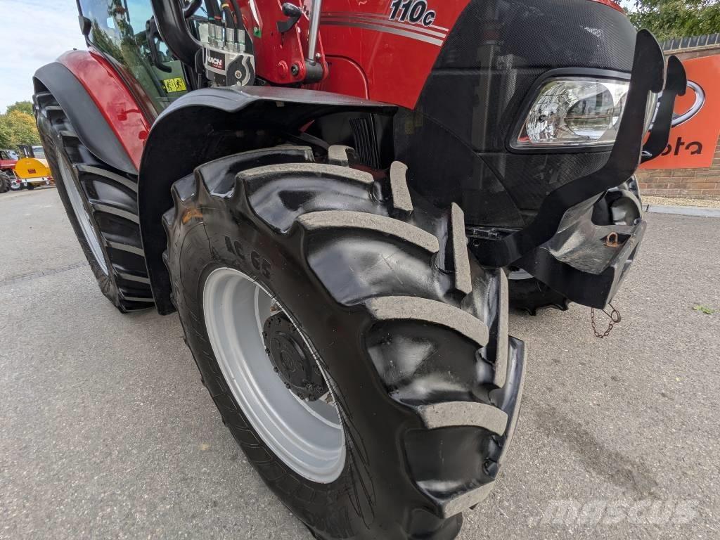 CASE 110C Traktorit