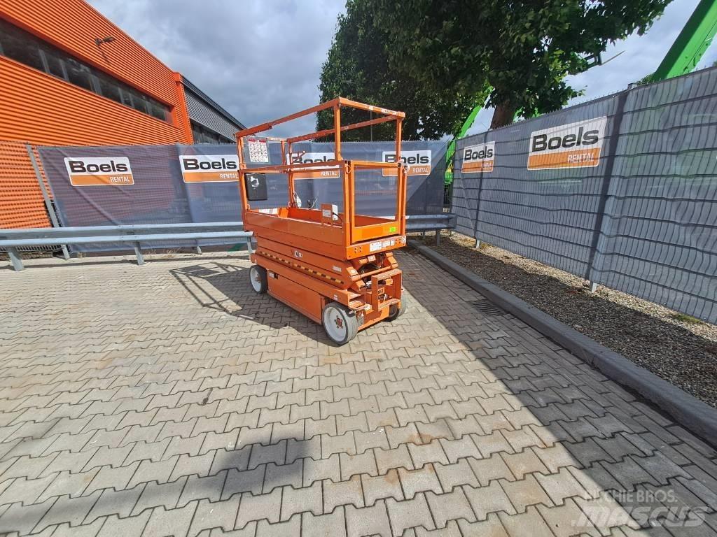 SkyJack SJIII 3220 Saksilavat