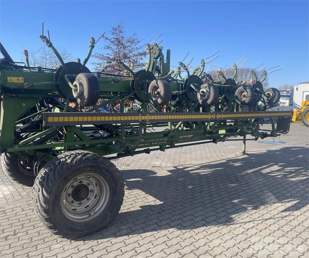 Krone KWT 2000 Pöyhimet ja haravat