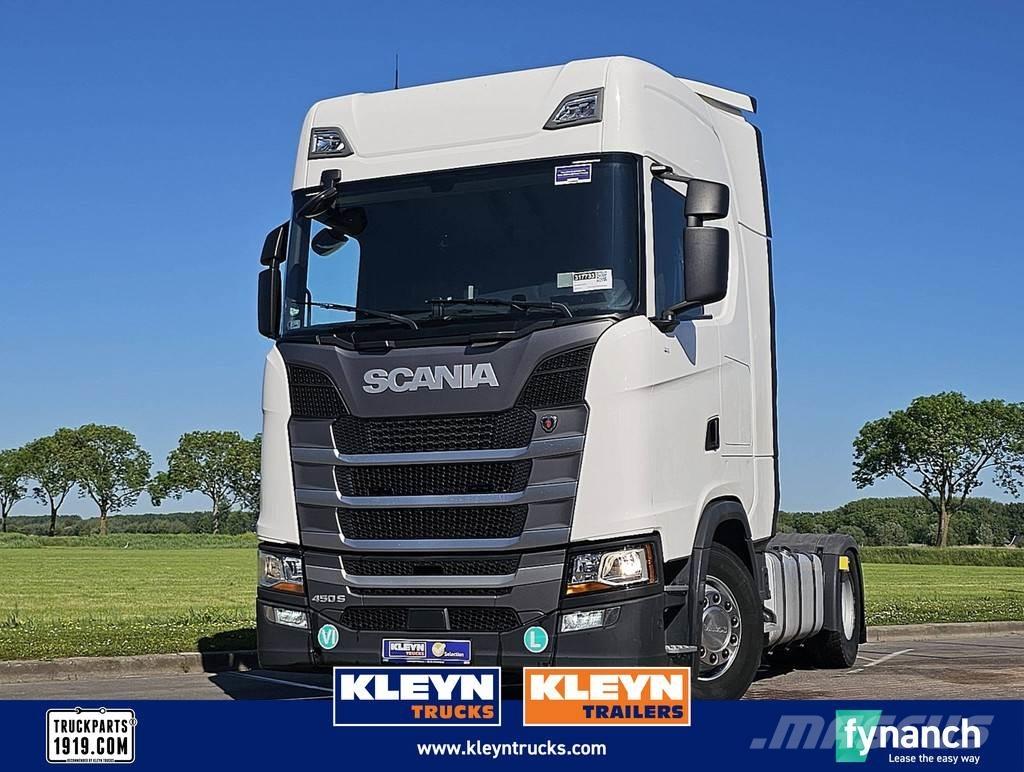Scania S450 Vetopöytäautot