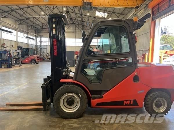 Manitou MI55 D Maastotrukit