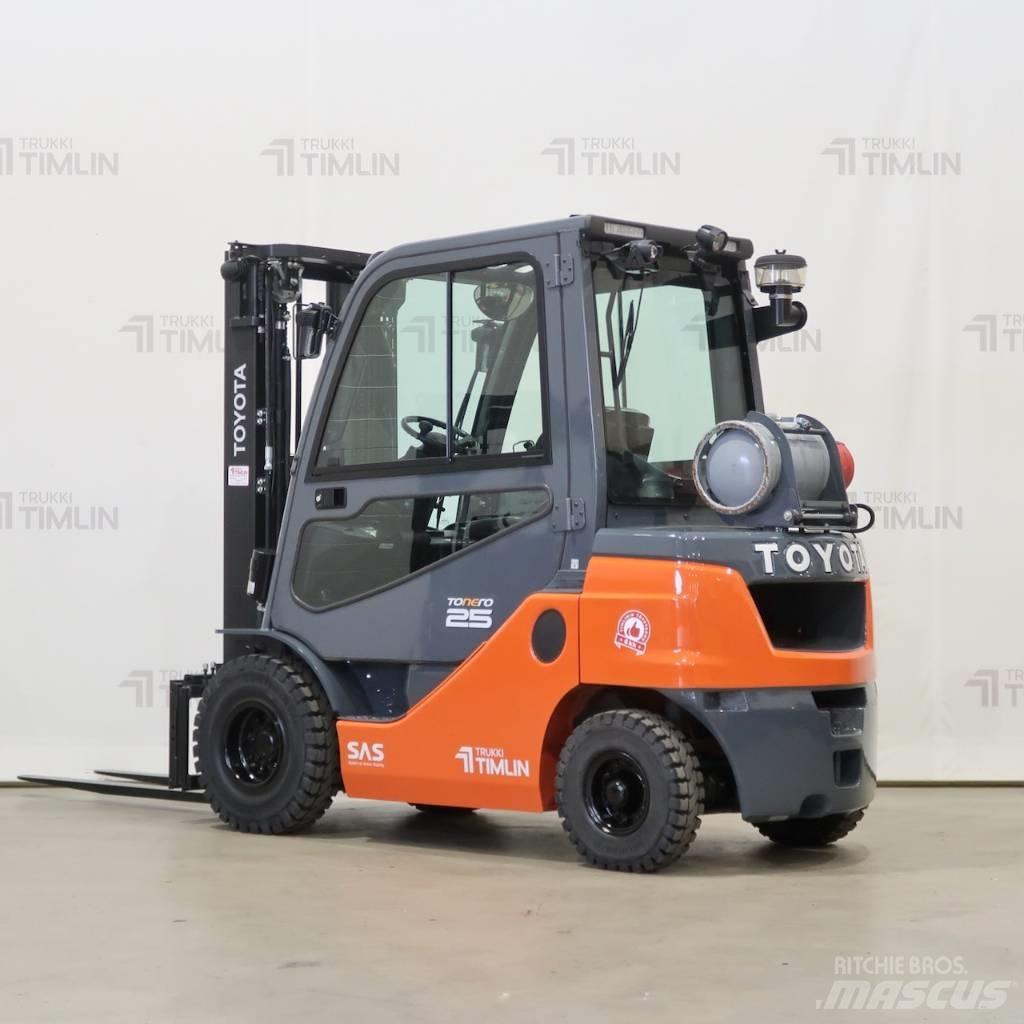 Toyota 02-8FGF25 Nestekaasutrukit