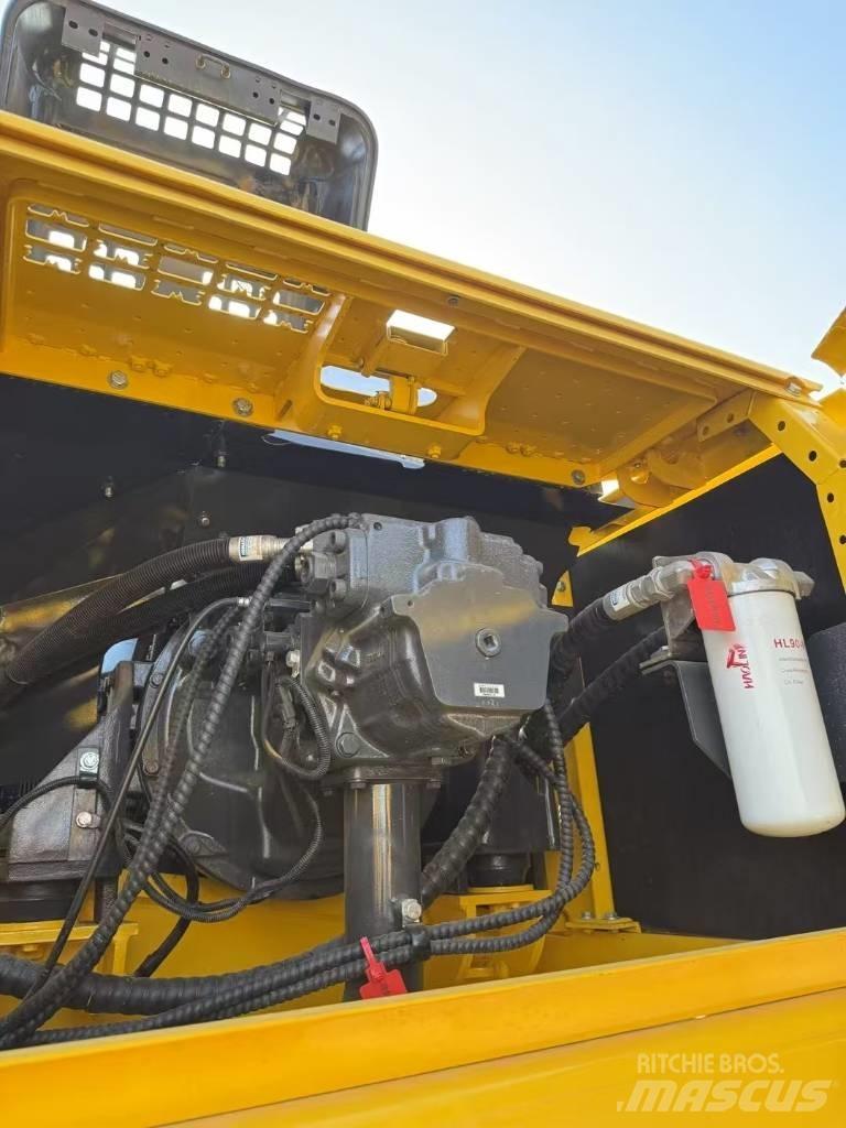 Komatsu 350LC-8 Telakaivukoneet