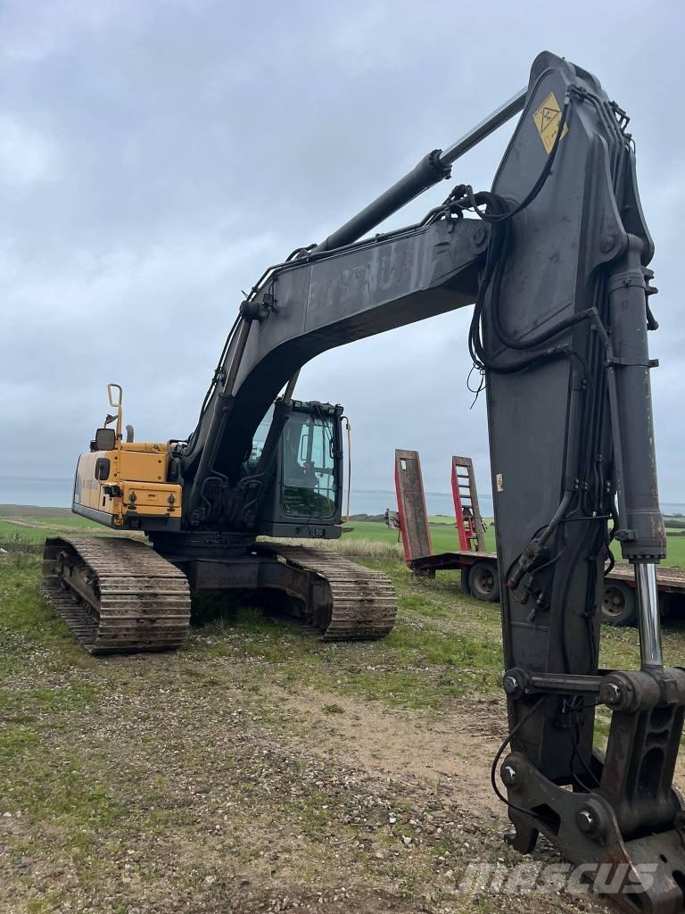 Volvo EC 290 C L Telakaivukoneet