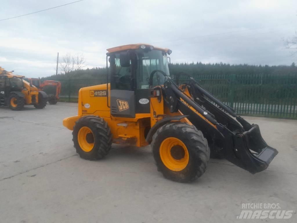 JCB 412 Pyöräkuormaajat