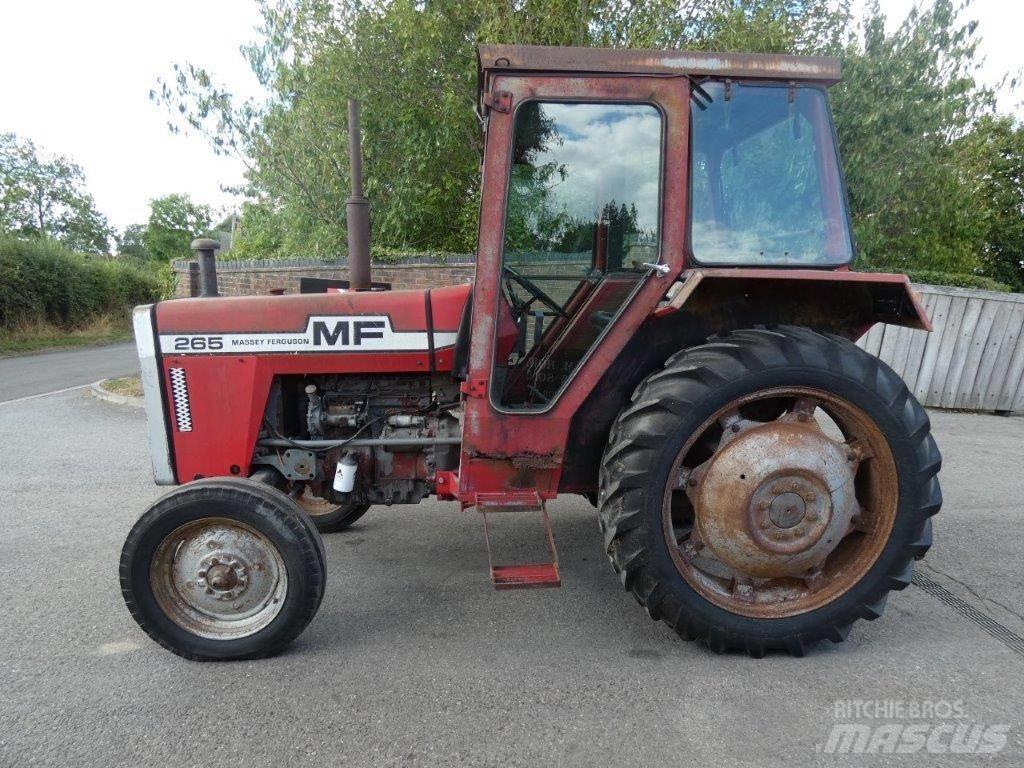 Massey Ferguson 265 Traktorit