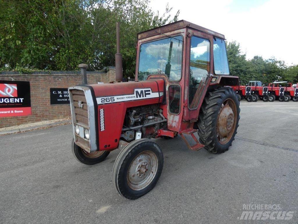 Massey Ferguson 265 Traktorit