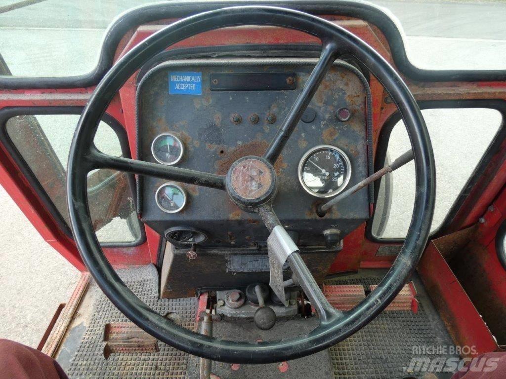 Massey Ferguson 265 Traktorit
