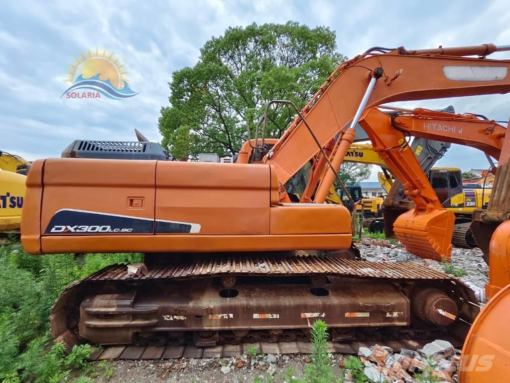 Doosan DX 300 LC Telakaivukoneet