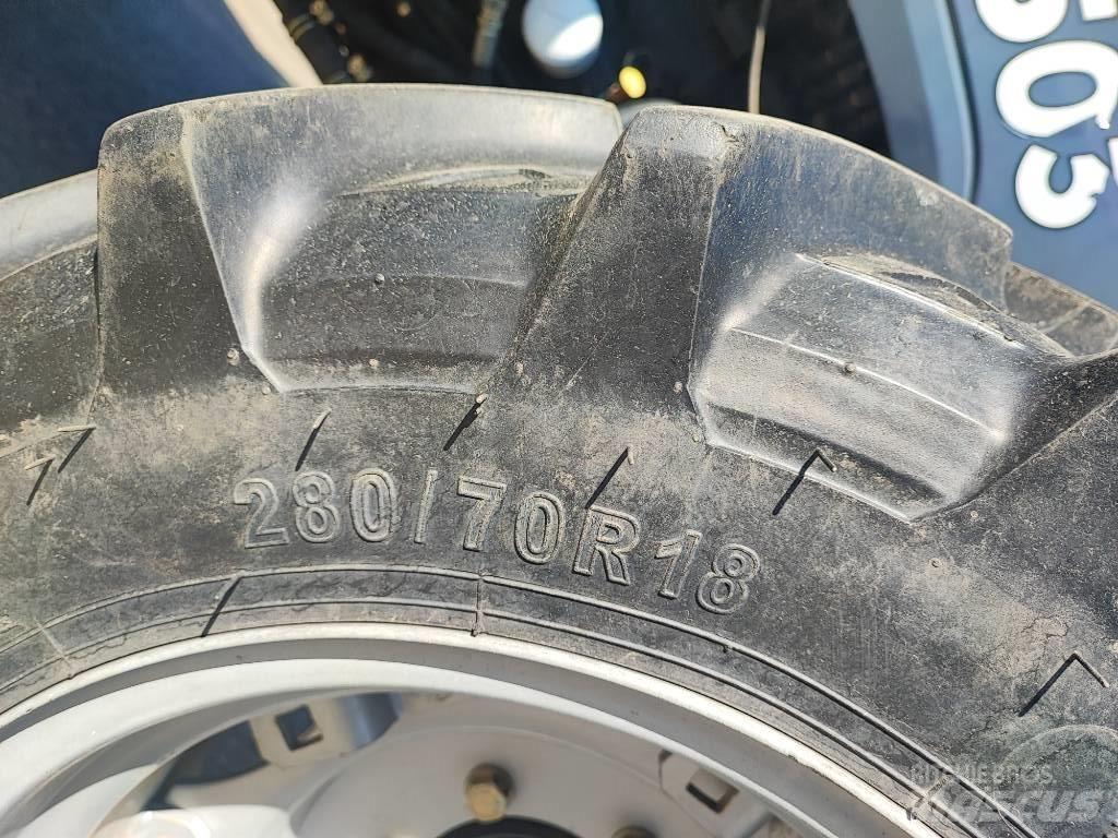 TYM T503 Taajamatraktorit