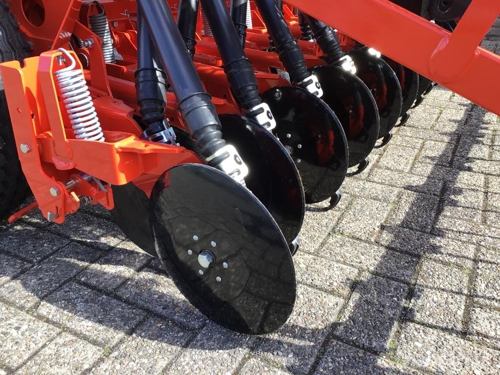 Kuhn Premia 300-24MD Kylvökoneet