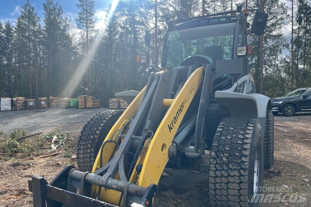 Kramer-allrad 880 Pyöräkuormaajat