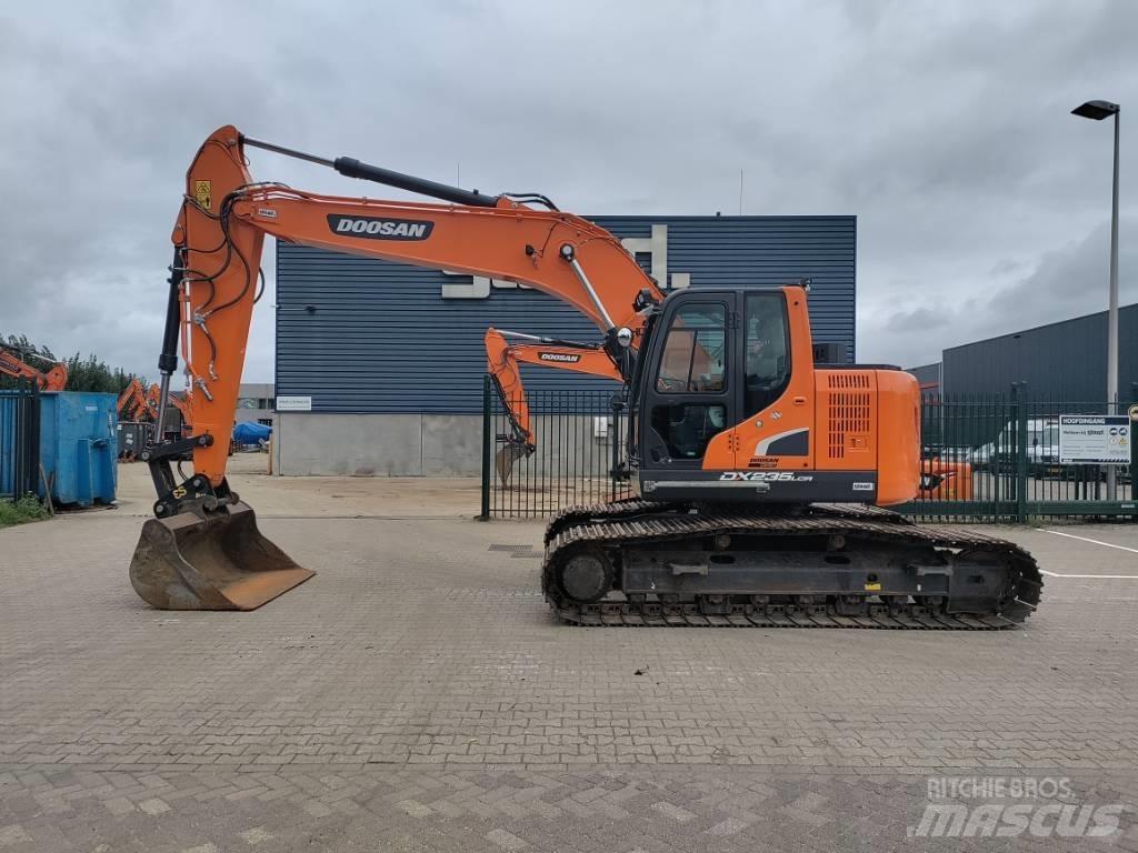 Develon DX235LCR-7 Telakaivukoneet