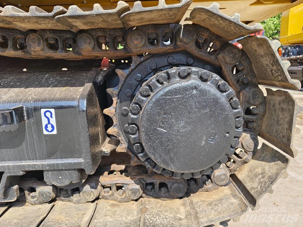 CAT 325 C Telakaivukoneet