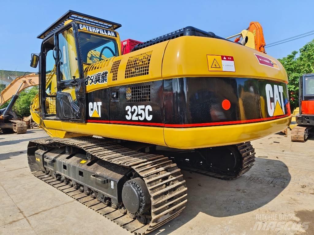 CAT 325 C Telakaivukoneet