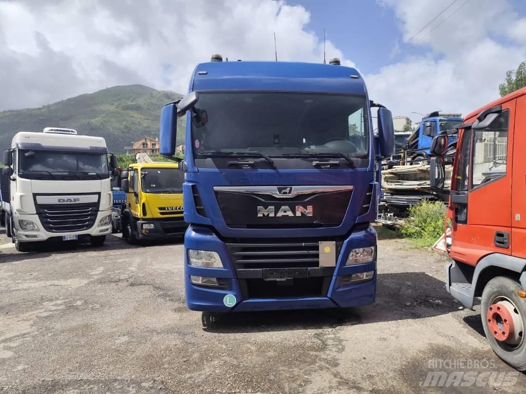 MAN TGX 26.420 Kontti-/tasonostoautot