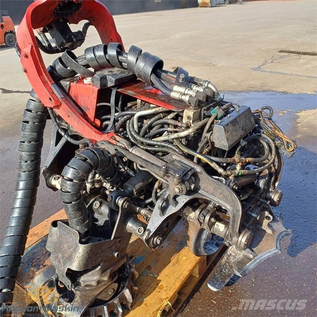 Komatsu C124 Hakkuupäät