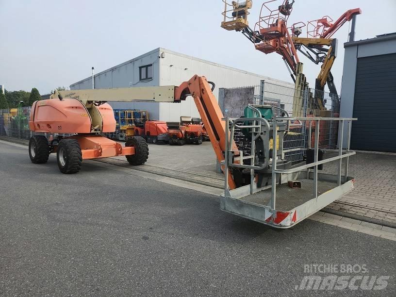 JLG 460 SJ Teleskooppipuominostimet