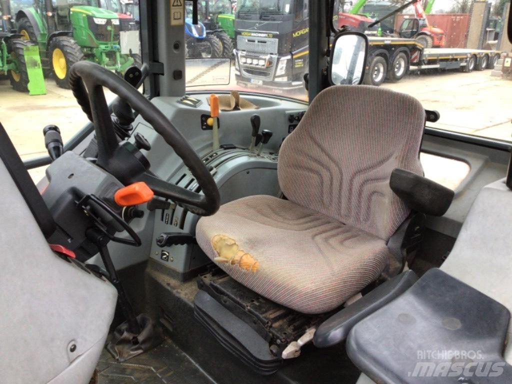 Massey Ferguson 4255 Traktorit