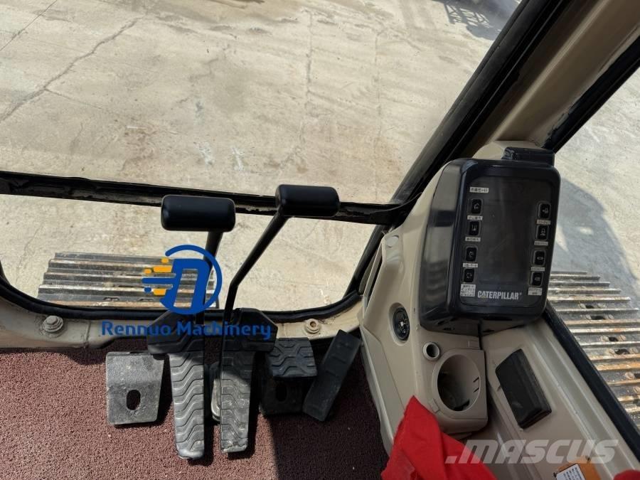CAT 320 BL Telakaivukoneet