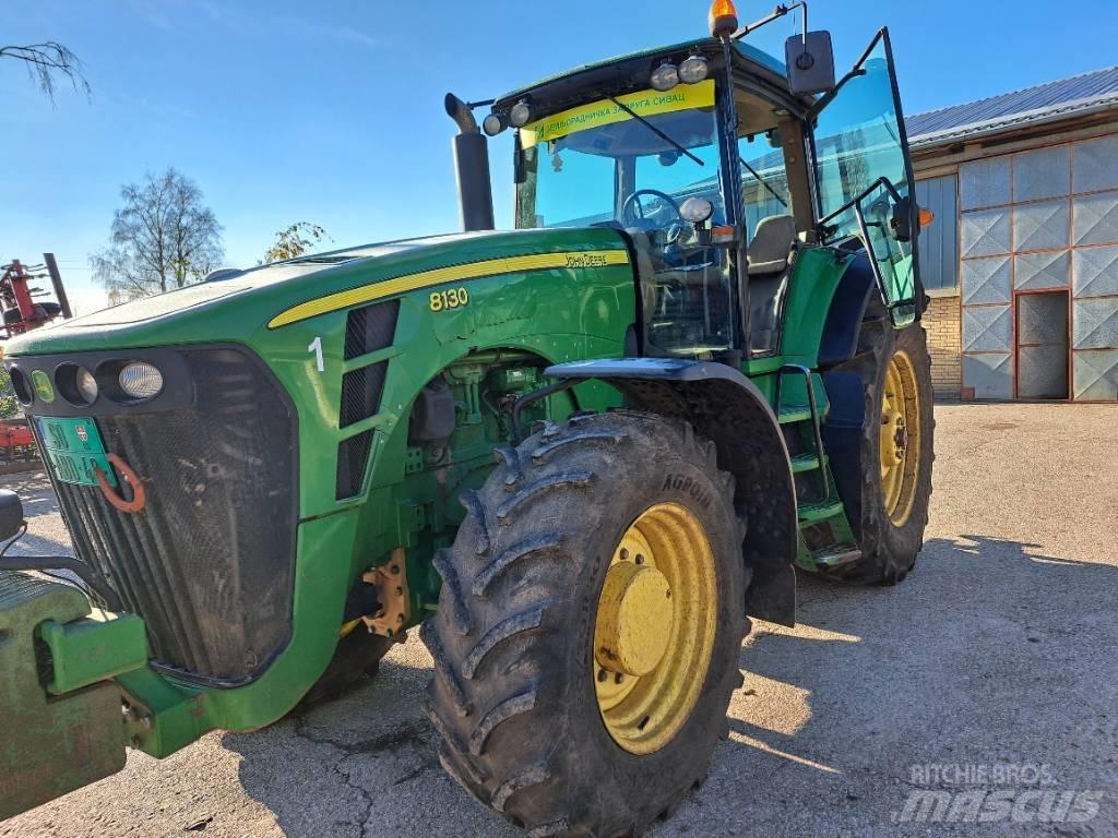 John Deere 8130 Traktorit