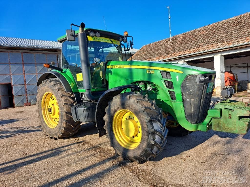 John Deere 8130 Traktorit