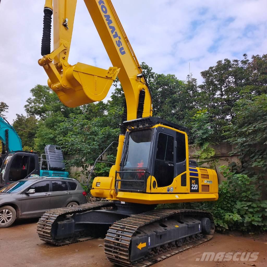 Komatsu PC220-8 Telakaivukoneet
