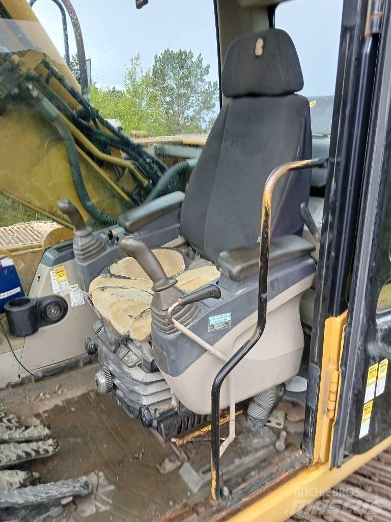 CAT 318 C L Telakaivukoneet