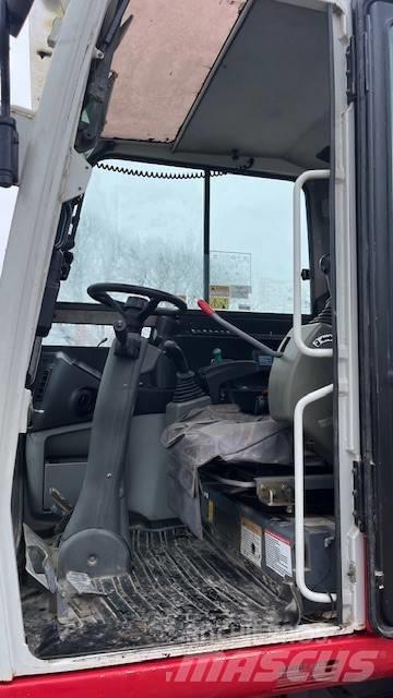 Takeuchi TB295W Pyöräkaivukoneet