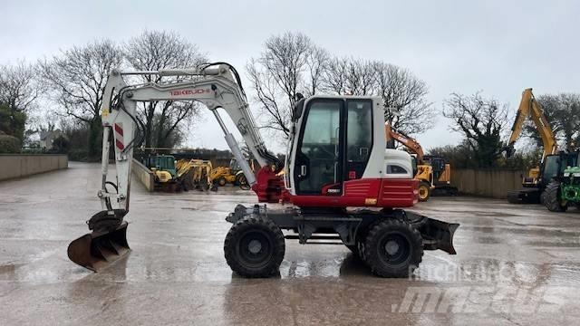 Takeuchi TB295W Pyöräkaivukoneet