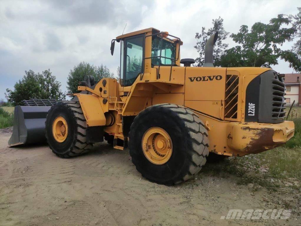 Volvo L 220 F Pyöräkuormaajat