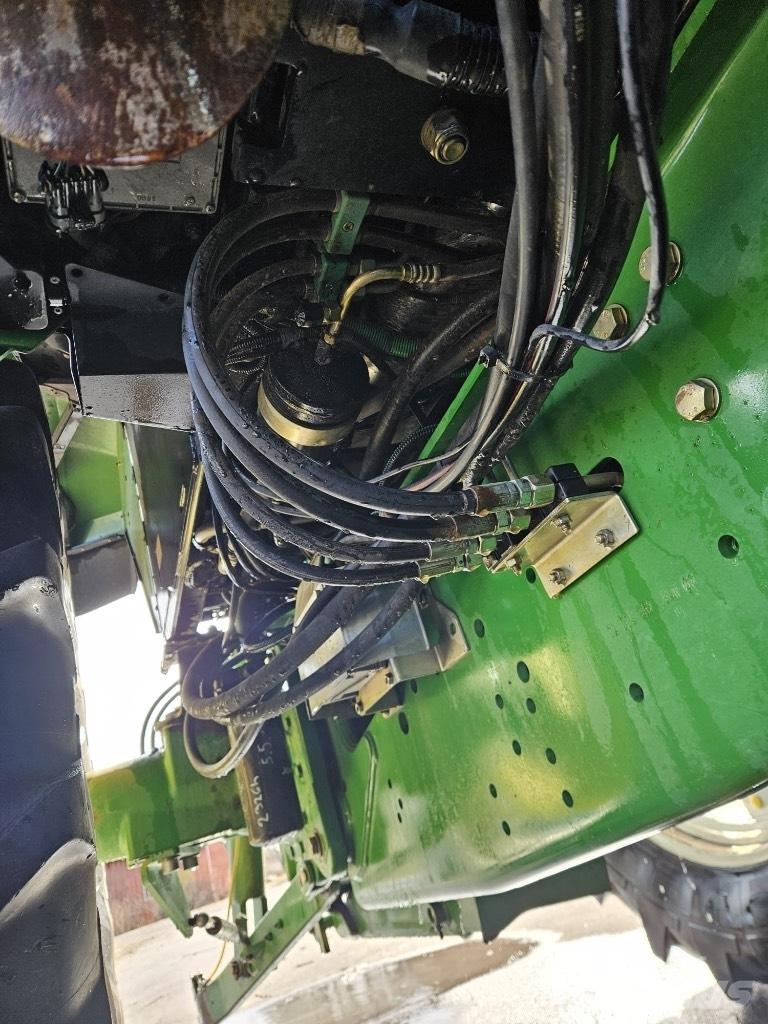 John Deere 6610 Traktorit