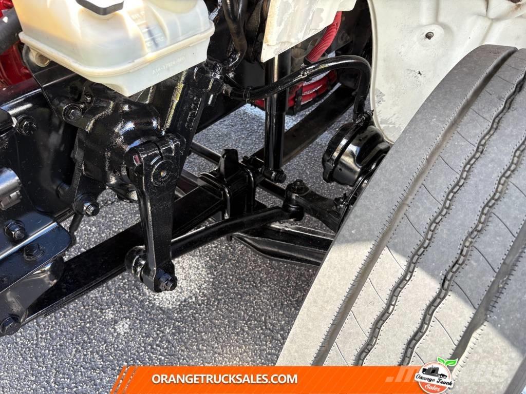 Freightliner M2 Sora- ja kippiautot